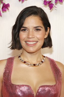 America Ferrera, ABD 'nin Hollywood kentindeki Dolby Tiyatrosu' nda 10 Mart 2024 'te düzenlenen 6..