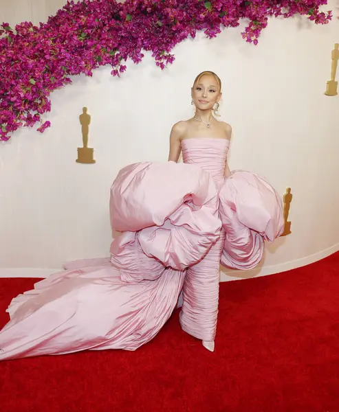Ariana Grande Jaarlijkse Academy Awards Gehouden Het Dolby Theater Hollywood — Stockfoto