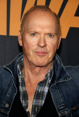 Michael Keaton, 14 Mart 2024 'te ABD' nin Los Angeles kentindeki Akademi Sinema Müzesi 'nde düzenlenen' Knox Uzaklara Gidiyor 'galasında.