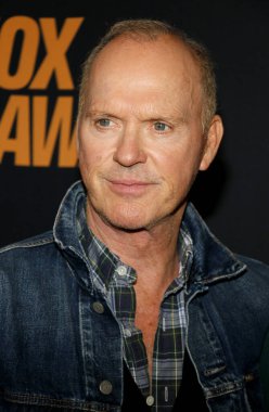 Michael Keaton, 14 Mart 2024 'te ABD' nin Los Angeles kentindeki Akademi Sinema Müzesi 'nde düzenlenen' Knox Uzaklara Gidiyor 'galasında.