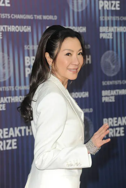 Michelle Yeoh Lors 10E Cérémonie Annuelle Remise Des Prix Breakthrough — Photo