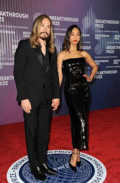 Marco Perego ve Zoe Saldana, 13 Nisan 2024 'te ABD' nin Los Angeles kentindeki Akademi Sinema Müzesi 'nde düzenlenen 10..