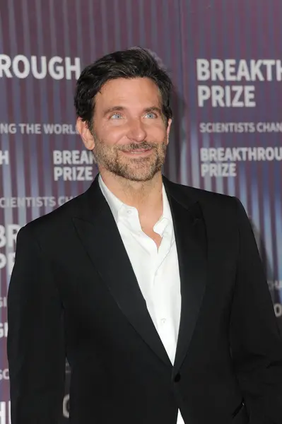 Bradley Cooper Acara Penghargaan Terobosan Tahunan Yang Diadakan Academy Museum Stok Foto