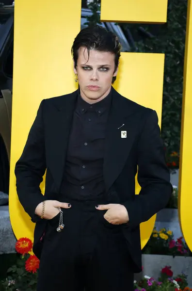 Yungblud Los Angeles Premiere Fall Guy Held Dolby Theater Hollywood Imagen de archivo