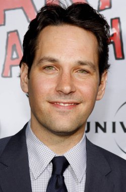 Paul Rudd, 10 Nisan 2008 'de ABD' nin Hollywood şehrindeki Grauman 'ın Çin Tiyatrosu' nda düzenlenen 
