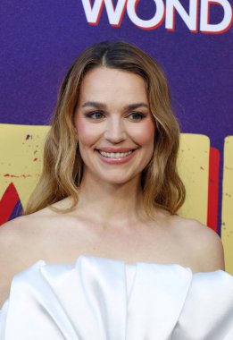 Laura Gordon, 13 Haziran 2024 'te ABD' nin Hollywood kentindeki Harmony Gold Tiyatrosu 'nda düzenlenen' Otel Kokain 'in Los Angeles galasında.