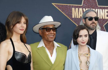 Mia Goth, Giancarlo Esposito, Lily Collins ve Ti West, 24 Haziran 2024 'te Hollywood, ABD' deki TCL Çin Tiyatrosu 'nda düzenlenen' MaXXXine 'galasında.