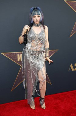Ashnikko, 24 Haziran 2024 'te ABD' nin Hollywood kentindeki TCL Çin Tiyatrosu 'nda düzenlenen' MaXXXine 'galasında.
