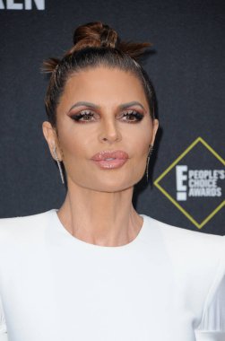 Lisa Rinna 2019 E 'de! People 's Choice Ödülleri 10 Kasım 2019' da Santa Monica, ABD 'deki Barker Hangarında düzenlendi..