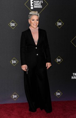 2019 E 'de pembe! People 's Choice Ödülleri 10 Kasım 2019' da Santa Monica, ABD 'deki Barker Hangarında düzenlendi..