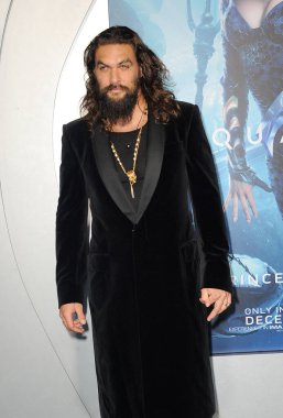 Jason Momoa'ya, Los Angeles premiere '12 Aralık 2018 üzerinde Tcl Çin Tiyatrosu Hollywood, ABD'de düzenlenen Aquaman' in.