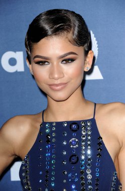 Zendaya Coleman, ABD 'nin Beverly Hills kentindeki Beverly Hilton Oteli' nde 2 Nisan 2016 'da düzenlenen 27..