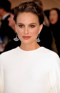 Natalie Portman, 29 Ocak 2017 'de ABD' nin Los Angeles kentindeki Shrine Expo Hall 'da düzenlenen 23..