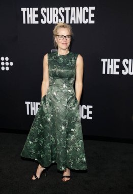 Gillian Anderson, 16 Eylül 2024 'te Hollywood, ABD' deki DGA Tiyatrosu 'nda düzenlenen' The Substance 'ın Los Angeles galasında.