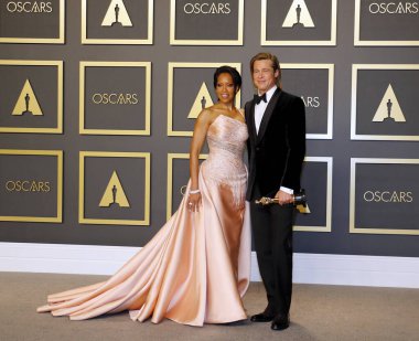 Brad Pitt ve Regina King, 9 Şubat 2020 'de Hollywood Dolby Tiyatrosu' nda düzenlenen 92. Akademi Ödülleri 'nde basın odasında..