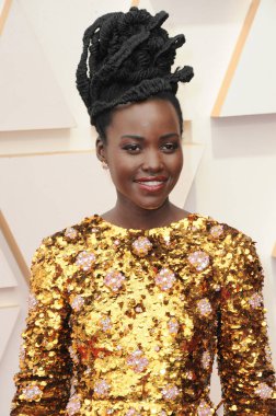 Lupita Nyong 'o, 27 Mart 2022' de ABD 'nin Los Angeles kentindeki Dolby Tiyatrosu' nda düzenlenen 94..