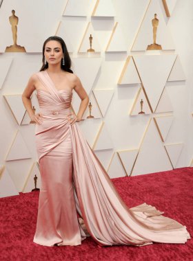 Mila Kunis, 27 Mart 2022 'de ABD' nin Los Angeles kentindeki Dolby Tiyatrosu 'nda düzenlenen 94..