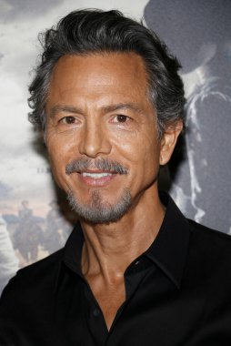 Benjamin Bratt, 28 Eylül 2022 'de Hollywood' daki DGA Tiyatrosu 'nda düzenlenen' Dead For A Dollar 'ın Los Angeles galasında.