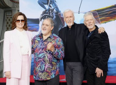 Sigourney Weaver, Jon Landau, James Cameron and Stephen Lang at James Cameron and Jon Landau hand and foot imprinting ceremony held at the TCL Chinese Theater in Hollywood, USA on January 12, 2023.