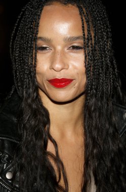 Zoe Kravitz 'den Zoe Kravitz, 18 Mayıs 2016' da ABD 'nin Batı Hollywood kentindeki Gibson Marka Günbatımında düzenlenen Yves Saint Laurent Beauty ile yeni rolünü kutluyor..