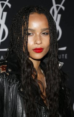 Zoe Kravitz 'den Zoe Kravitz, 18 Mayıs 2016' da ABD 'nin Batı Hollywood kentindeki Gibson Marka Günbatımında düzenlenen Yves Saint Laurent Beauty ile yeni rolünü kutluyor..
