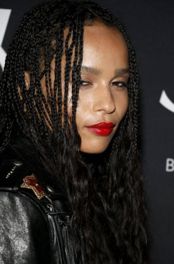 Zoe Kravitz 'den Zoe Kravitz, 18 Mayıs 2016' da ABD 'nin Batı Hollywood kentindeki Gibson Marka Günbatımında düzenlenen Yves Saint Laurent Beauty ile yeni rolünü kutluyor..