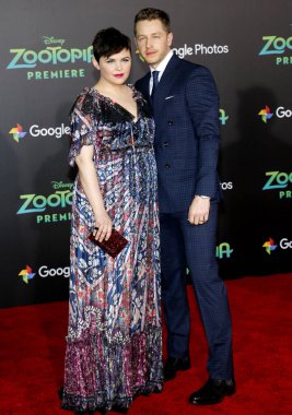 Ginnifer Goodwin ve Josh Dallas, 17 Şubat 2016 'da ABD' nin Hollywood şehrindeki El Capitan Tiyatrosu 'nda düzenlenen' Zootopia 'nın Los Angeles galasında.
