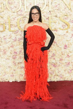 Ali Wong, Beverly Hills, ABD 'deki Beverly Hilton Oteli' nde 5 Ocak 2025 'te düzenlenen 82..