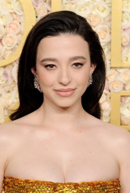 Mikey Madison, Beverly Hills, ABD 'deki Beverly Hilton Oteli' nde 5 Ocak 2025 'te düzenlenen 82..