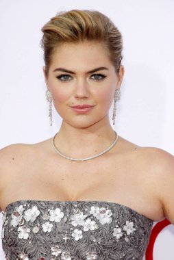 Kate Upton, 21 Nisan 2014 'te ABD' nin Los Angeles kentindeki Regency Village Theatre 'da 