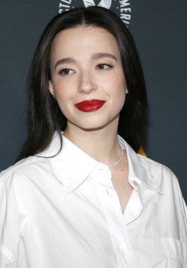 Mikey Madison, Beverly Hills, ABD 'deki Beverly Hilton Oteli' nde 8 Şubat 2025 'te düzenlenen 77..