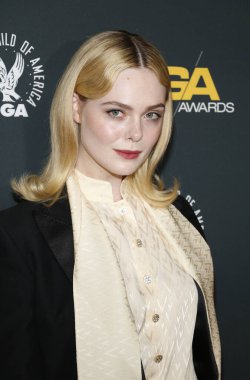 Elle Fanning, Beverly Hills, ABD 'deki Beverly Hilton Oteli' nde 8 Şubat 2025 'te düzenlenen 77..
