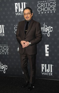 Hiroyuki Sanada, ABD 'nin Satna Monica kentindeki Barker Hangarında 7 Şubat 2025 tarihinde düzenlenen 30. Yıllık Eleştirmenler Seçimi Ödülleri' nde.