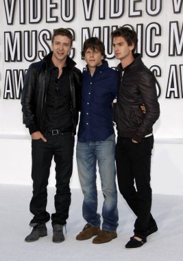 Justin Timberlake, Jesse Eisenberg ve Andrew Garfield, 12 Eylül 2010 'da Los Angeles' ta Nokia Theatre L.A. 'da düzenlenen 2010 MTV Video Müzik Ödülleri' nde yer aldılar..