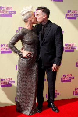 Amber Rose ve Wiz Khalifa, 6 Eylül 2012 'de ABD' nin Los Angeles kentindeki Staples Center 'da düzenlenen 2012 MTV Video Müzik Ödülleri' nde.