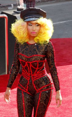 Nicki Minaj, 6 Eylül 2012 'de ABD' nin Los Angeles kentindeki Staples Center 'da düzenlenen 2012 MTV Video Müzik Ödülleri' nde.