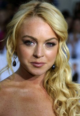 Lindsay Lohan, 7 Haziran 2005 'te ABD' nin Westwood kentindeki Mann 's Village Theater' da düzenlenen 