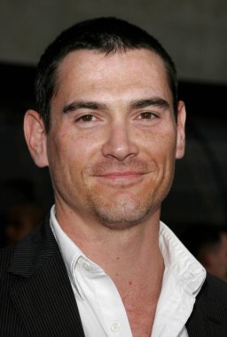 HOLYWOOD, CA - MAYIS 04, 2006: Billy Crudup 'Mission: Impossible 3' filminin Los Angeles galasında 4 Mayıs 2006 'da Hollywood, ABD' deki Grauman 's Chinese Theatre' da düzenlendi..