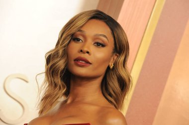 Zuri Hall, ABD 'nin Hollywood kentindeki Dolby Tiyatrosu' nda 2 Mart 2025 'te düzenlenen 96..