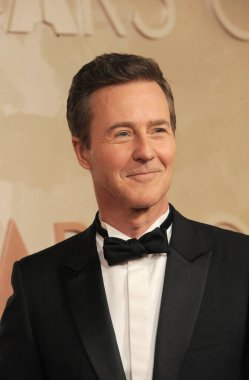 Edward Norton, 2 Mart 2025 'te ABD' nin Hollywood kentindeki Dolby Tiyatrosu 'nda düzenlenen 97..