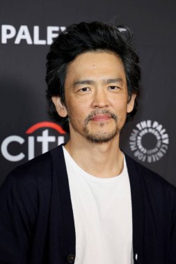 John Cho, Los Angeles Dolby Tiyatrosu 'nda 29 Mart 2025' te düzenlenen Poker Face 'in 2025 PaleyFest LA gösteriminde