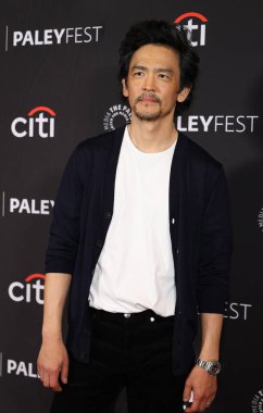 John Cho, Los Angeles Dolby Tiyatrosu 'nda 29 Mart 2025' te düzenlenen Poker Face 'in 2025 PaleyFest LA gösteriminde
