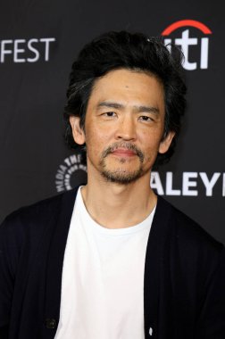 John Cho, Los Angeles Dolby Tiyatrosu 'nda 29 Mart 2025' te düzenlenen Poker Face 'in 2025 PaleyFest LA gösteriminde