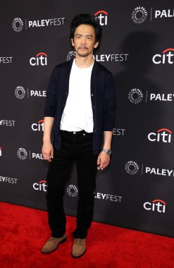John Cho, Los Angeles Dolby Tiyatrosu 'nda 29 Mart 2025' te düzenlenen Poker Face 'in 2025 PaleyFest LA gösteriminde