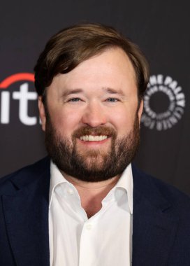 Haley Joel Osment, 29 Mart 2025 'te ABD' nin Los Angeles şehrindeki Dolby Tiyatrosu 'nda düzenlenen Poker Face' in 2025 PaleyFest LA gösteriminde