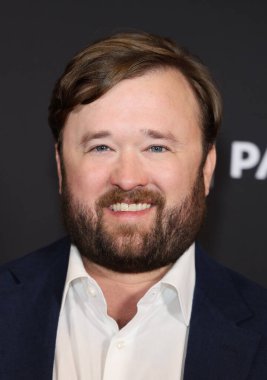 Haley Joel Osment, 29 Mart 2025 'te ABD' nin Los Angeles şehrindeki Dolby Tiyatrosu 'nda düzenlenen Poker Face' in 2025 PaleyFest LA gösteriminde