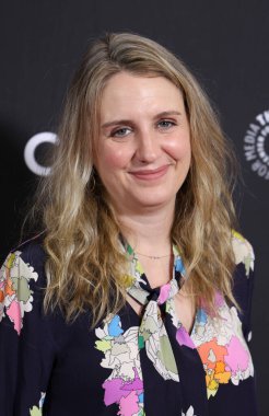Jenna Santoianni, 29 Mart 2025 'te ABD' nin Los Angeles şehrindeki Dolby Tiyatrosu 'nda düzenlenen Poker Face' in 2025 PaleyFest LA gösteriminde