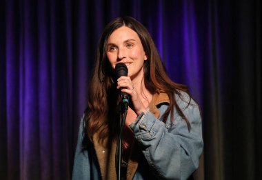 Rainey Qualley 'nin 