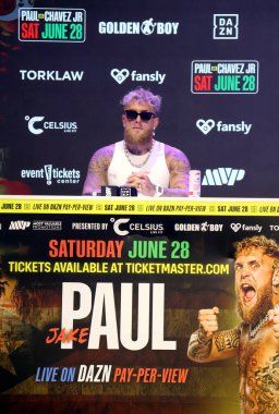 Jake Paul, Jake Paul 'a karşı Julio Cesar Chavez Jr. Basın Konferansı 14 Mayıs 2025' te Hollywood, ABD 'de Avalon' da düzenlendi..