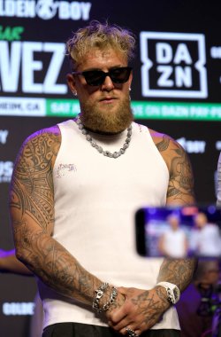 Jake Paul, Jake Paul 'a karşı Julio Cesar Chavez Jr. Basın Konferansı 14 Mayıs 2025' te Hollywood, ABD 'de Avalon' da düzenlendi..